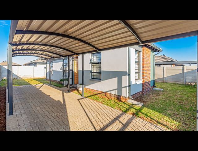 3 BEDROOM HOUSE FOR SALE IN SKY CITY
